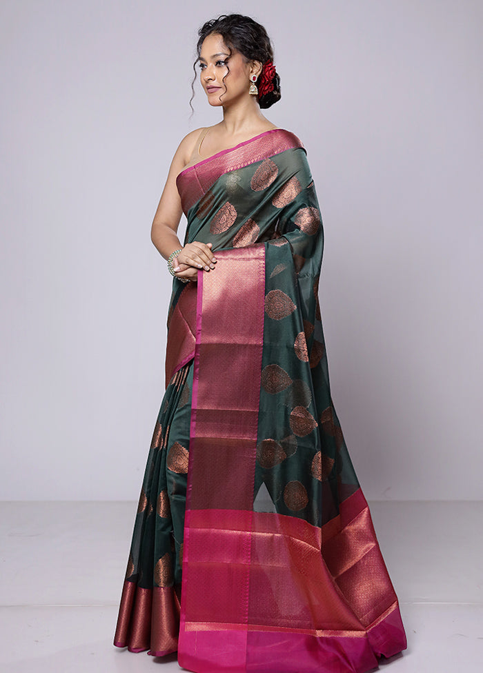 Green Kora Silk Saree With Blouse Piece