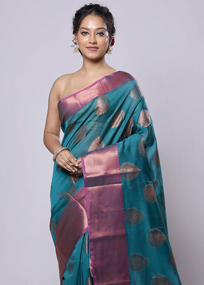 Green Kora Silk Saree With Blouse Piece