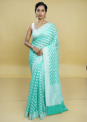 Green Cotton Saree With Blouse Piece