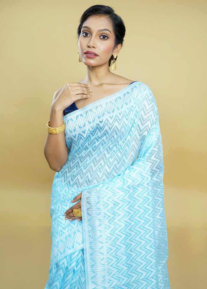 Blue Cotton Saree With Blouse Piece