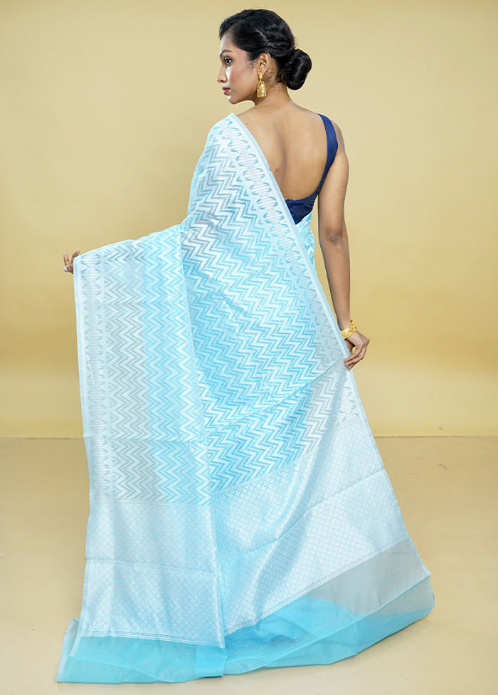 Blue Cotton Saree With Blouse Piece