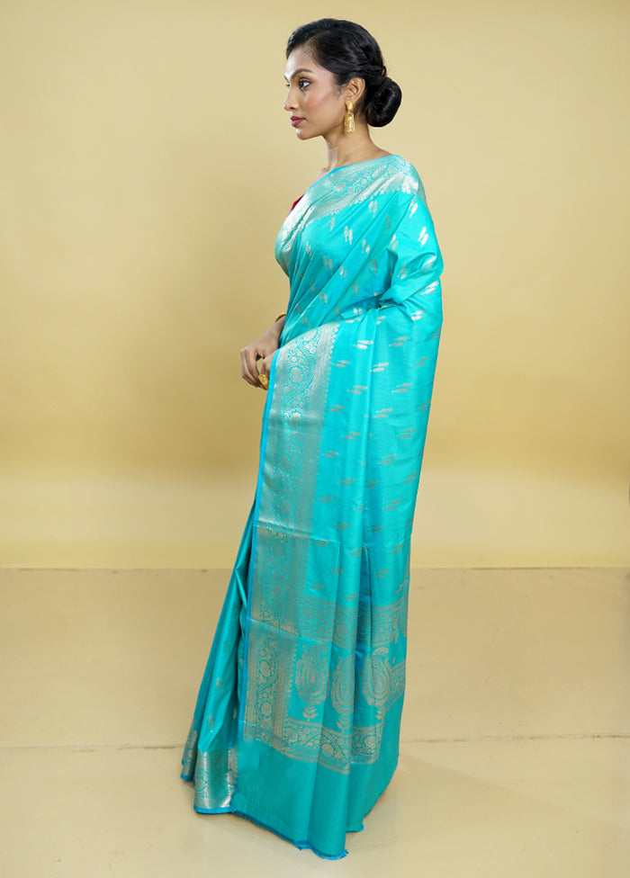 Blue Uppada Silk Saree With Blouse Piece