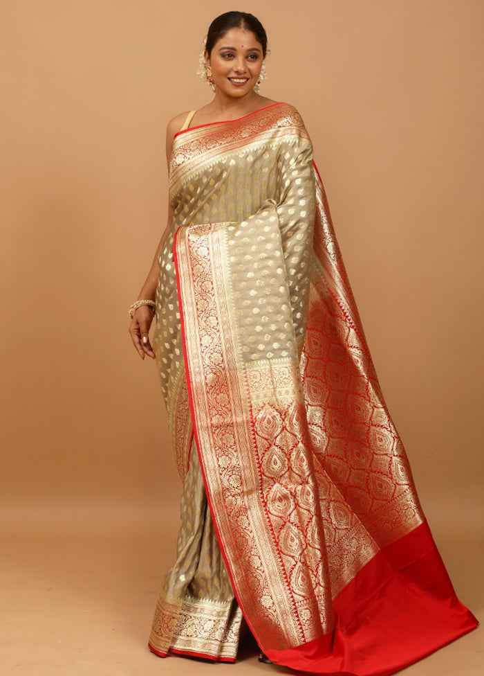 Grey Banarasi Silk Saree With Blouse Piece