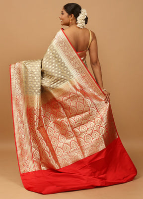 Grey Banarasi Silk Saree With Blouse Piece