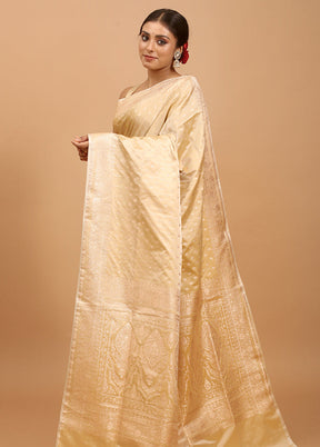 Cream Banarasi Silk Saree With Blouse Piece