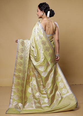 Green Banarasi Silk Saree With Blouse Piece