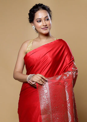 Red Banarasi Silk Saree With Blouse Piece