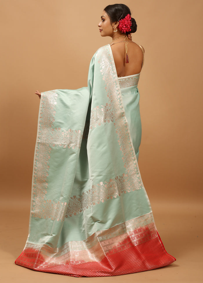 Green Banarasi Silk Saree With Blouse Piece