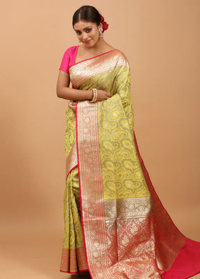 Grey Tanchoi Silk Saree With Blouse Piece