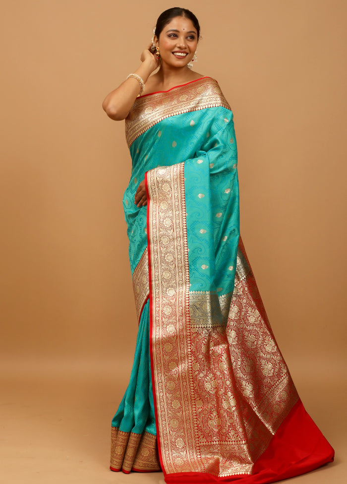 Green Tanchoi Silk Saree With Blouse Piece