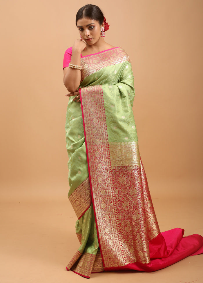 Green Tanchoi Silk Saree With Blouse Piece