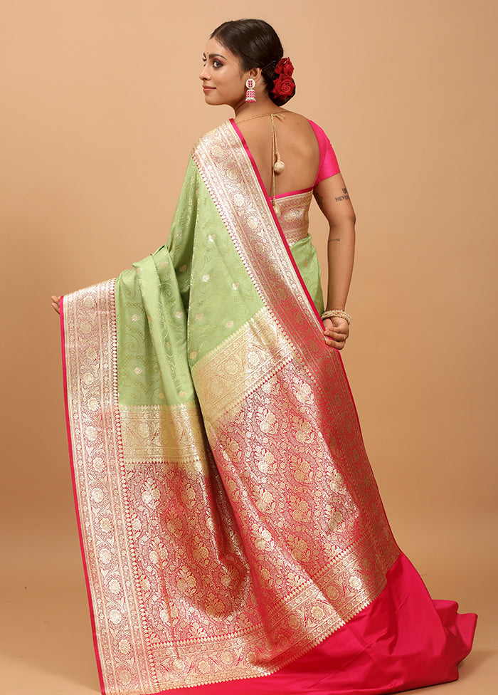 Green Tanchoi Silk Saree With Blouse Piece