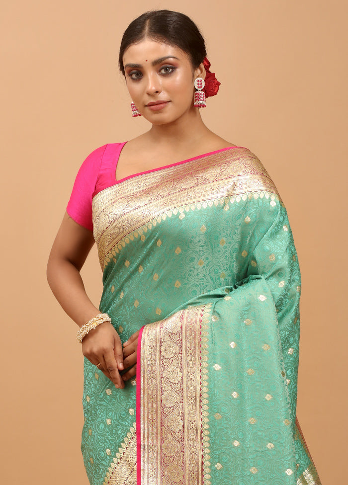 Green Tanchoi Silk Saree With Blouse Piece