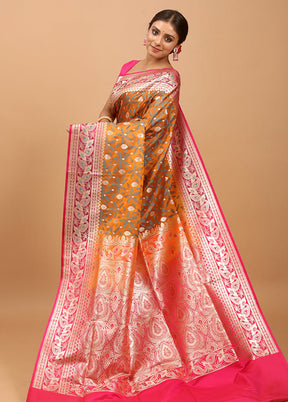 Rust Tanchoi Silk Saree With Blouse Piece