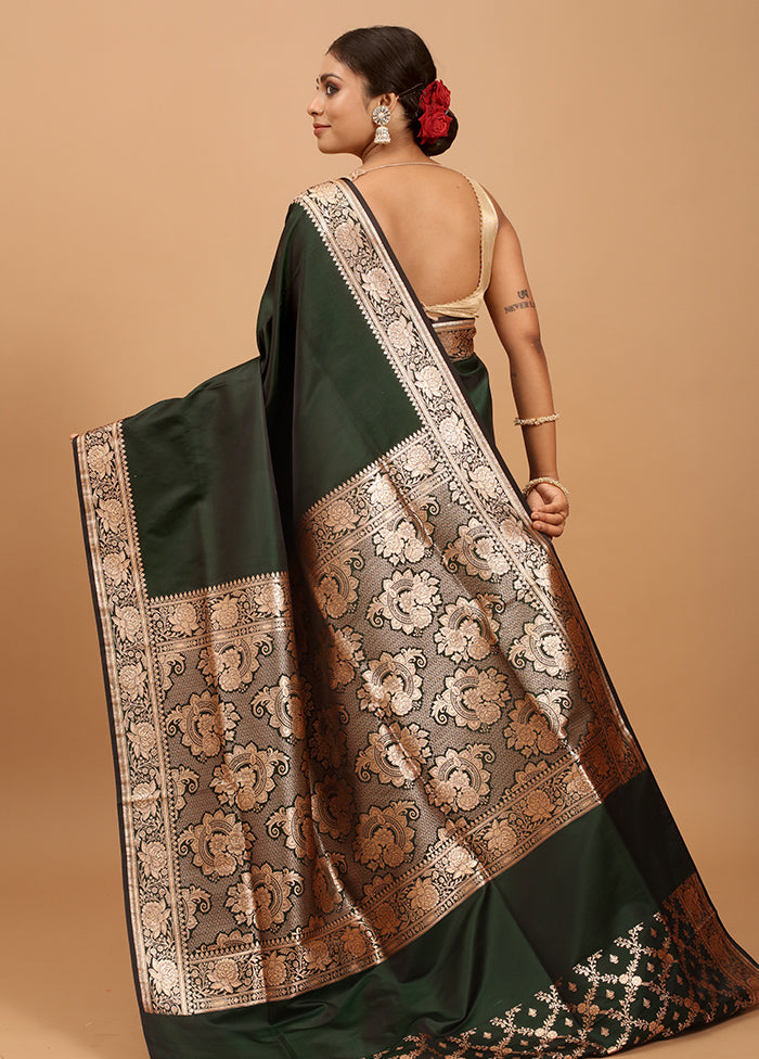 Green Banarasi Silk Saree With Blouse Piece