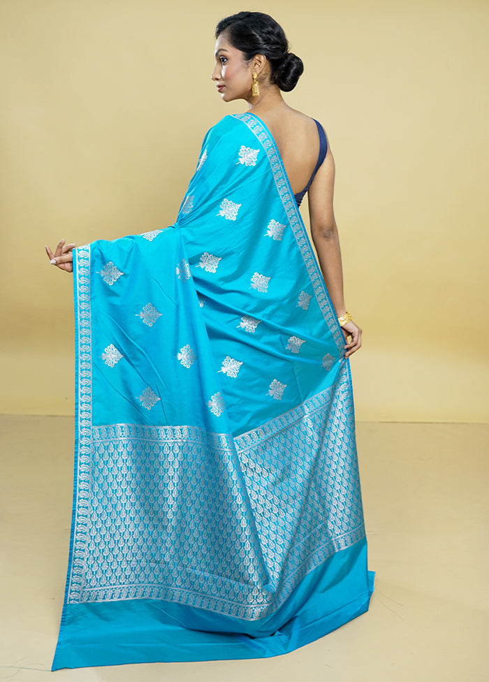 Blue Dupion Silk Saree With Blouse Piece