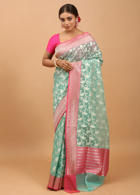 Green Organza Saree With Blouse Piece