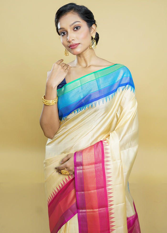 Cream Handloom Kanjivaram Pure Silk Saree With Blouse Piece