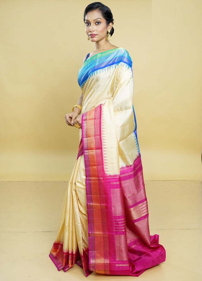 Cream Handloom Kanjivaram Pure Silk Saree With Blouse Piece