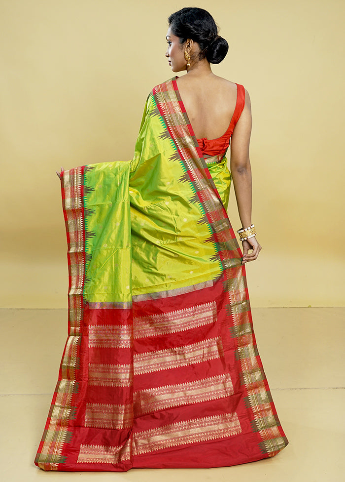 Green Handloom Kanjivaram Pure Silk Saree With Blouse Piece