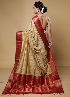 Cream Kanjivaram Silk Saree With Blouse Piece