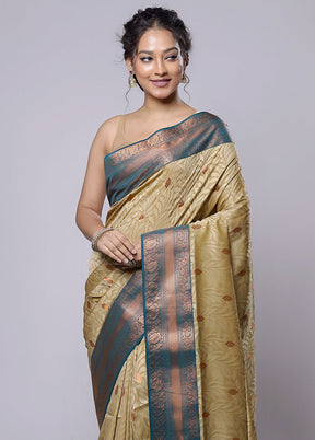 Cream Kanjivaram Silk Saree With Blouse Piece