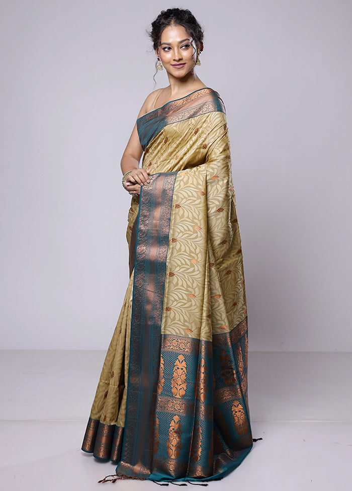 Cream Kanjivaram Silk Saree With Blouse Piece