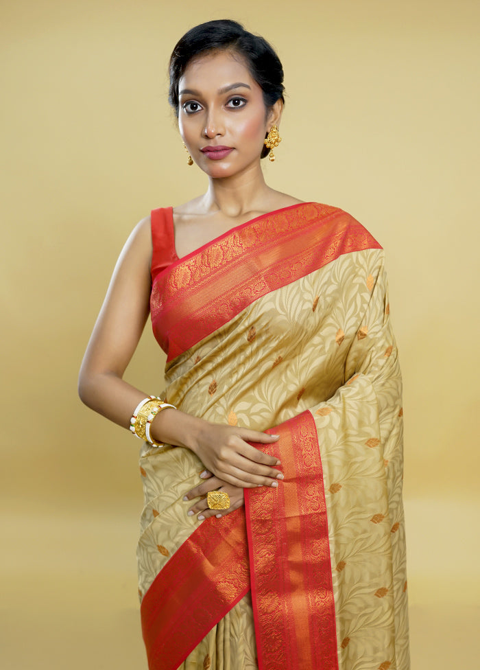 Cream Kanjivaram Silk Saree With Blouse Piece