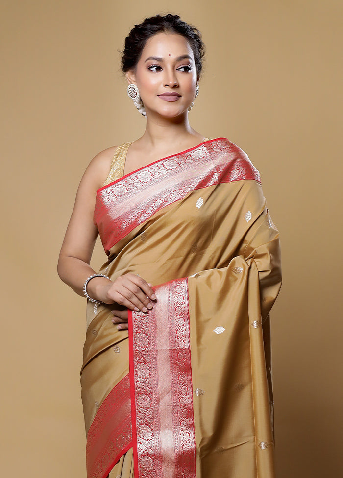 Cream Kanjivaram Silk Saree With Blouse Piece