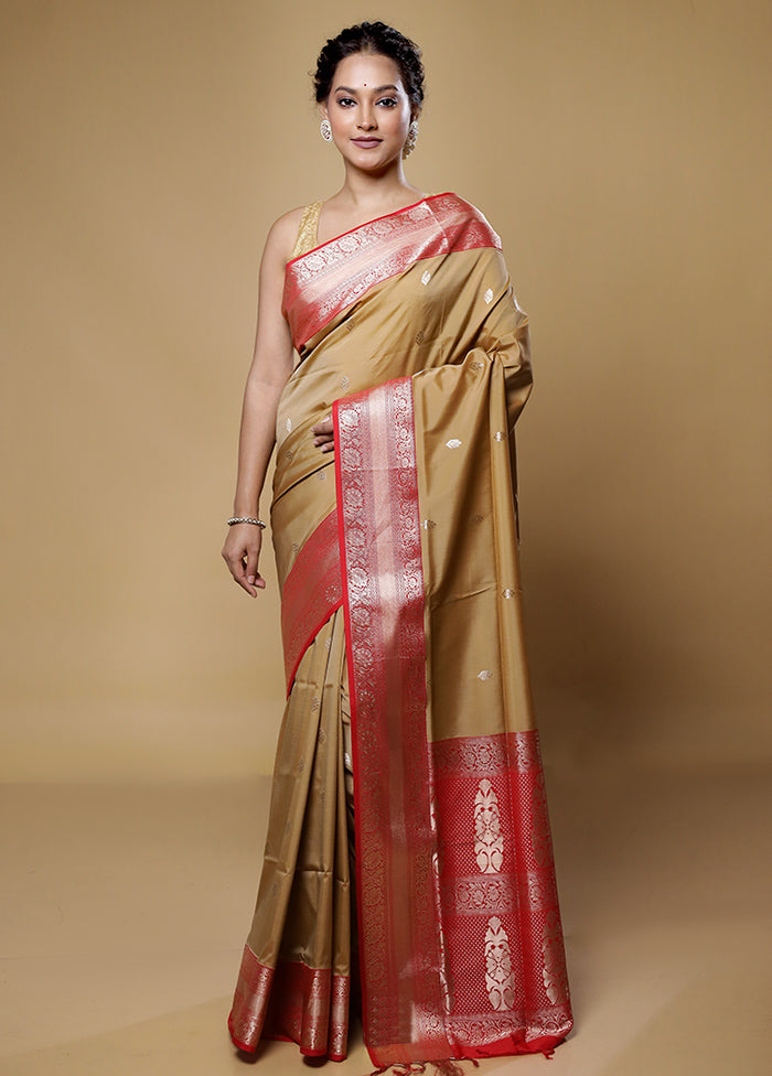 Cream Kanjivaram Silk Saree With Blouse Piece