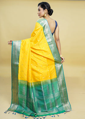 Yellow Kanjivaram Silk Saree With Blouse Piece