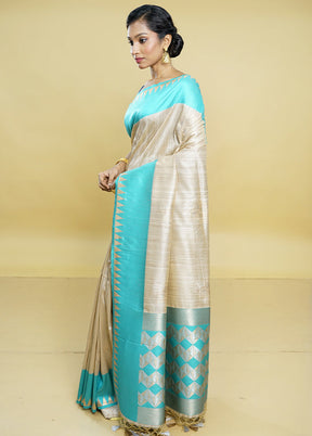 Grey Tussar Silk Saree With Blouse Piece