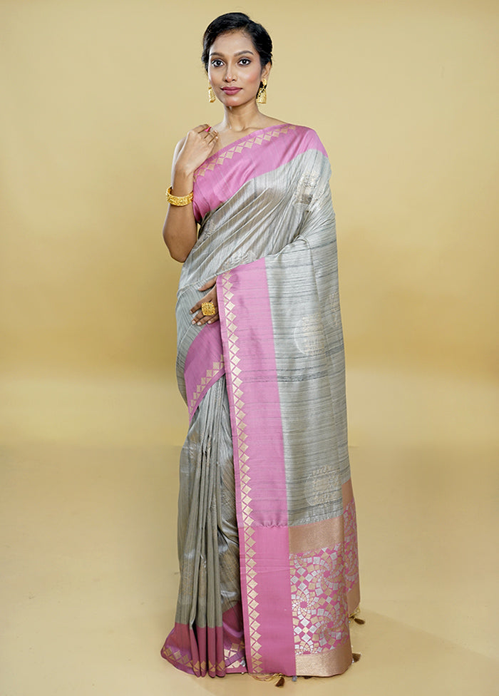 Multicolor Tussar Silk Saree With Blouse Piece