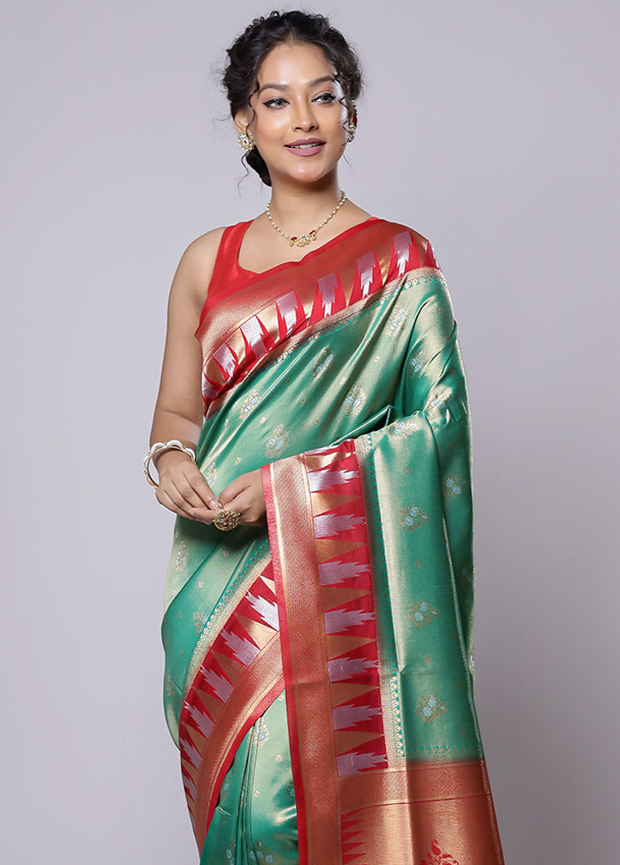 Green Dupion Silk Saree With Blouse Piece