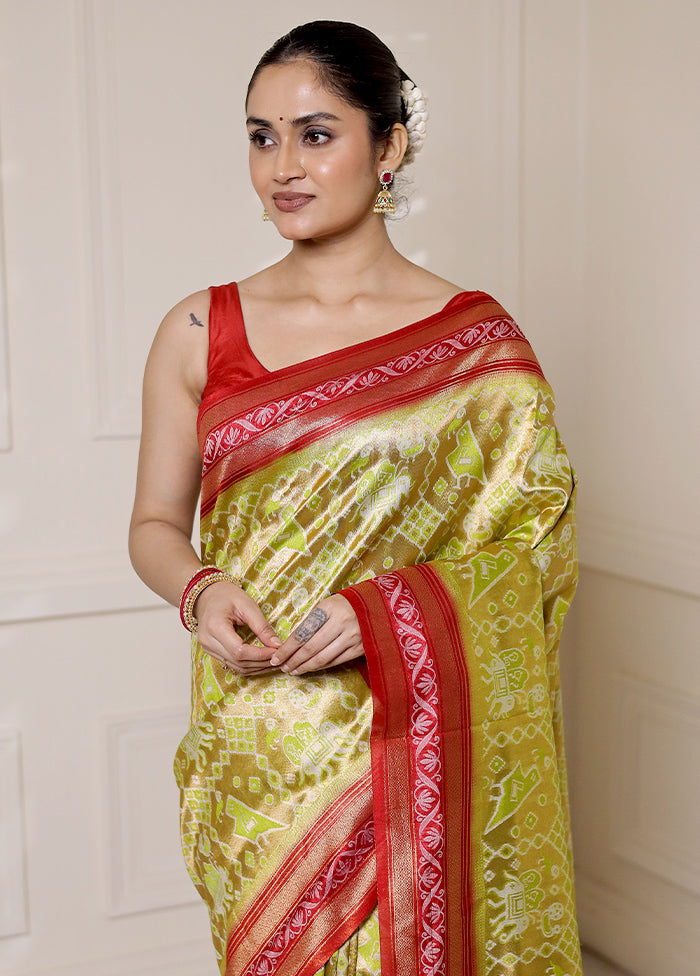 Green Dupion Silk Saree With Blouse Piece