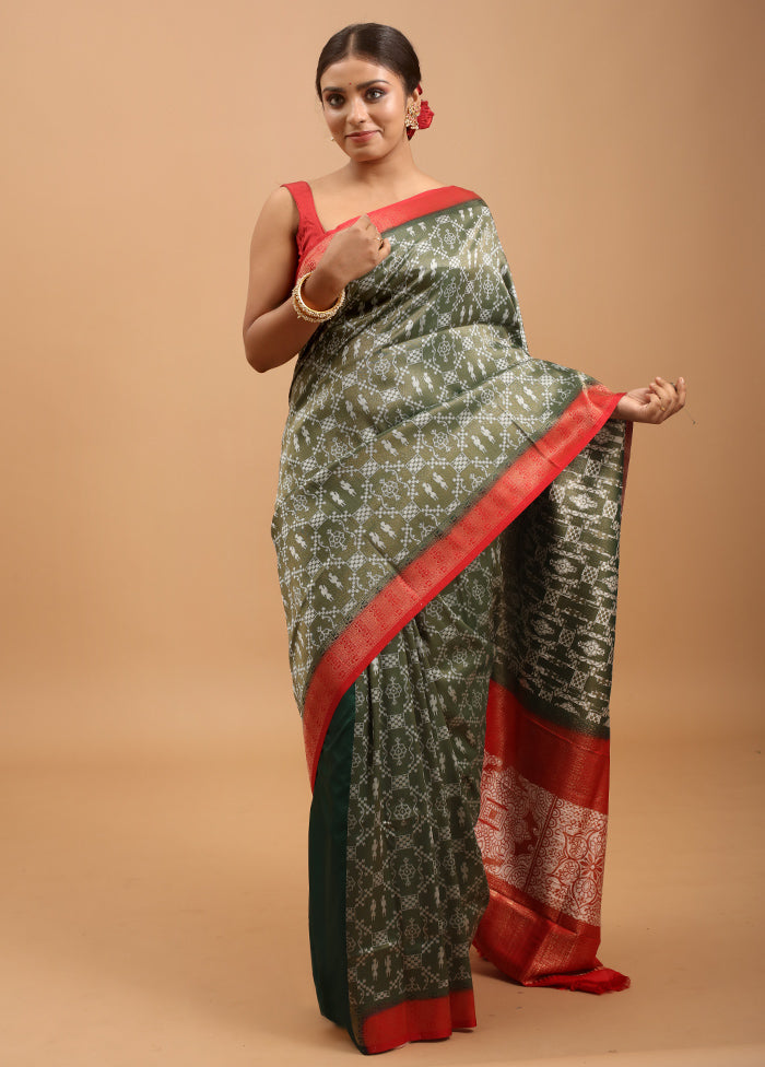 Green Dupion Silk Saree With Blouse Piece