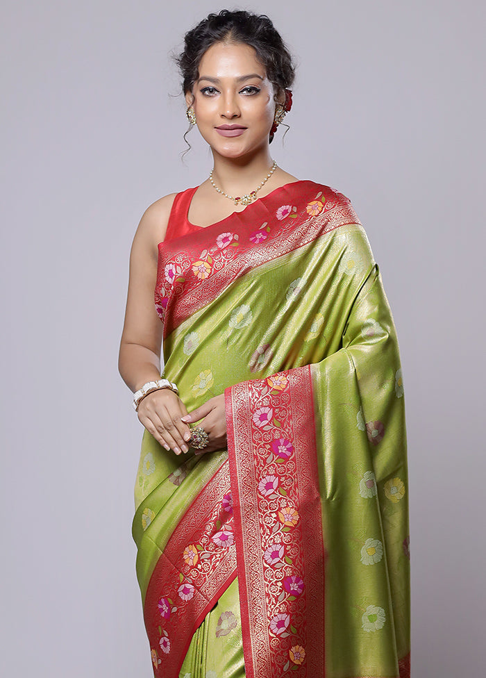 Green Dupion Silk Saree With Blouse Piece