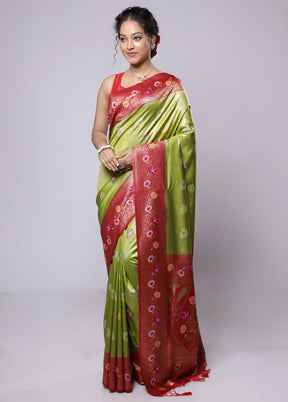 Green Dupion Silk Saree With Blouse Piece