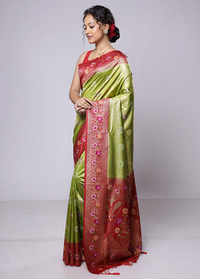 Green Dupion Silk Saree With Blouse Piece