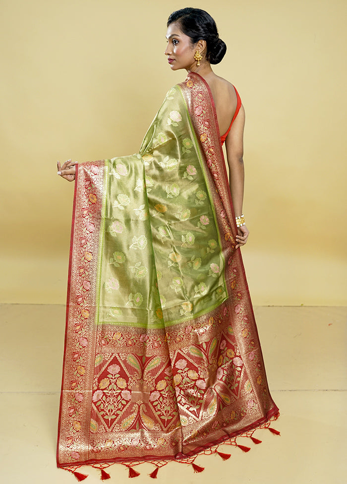 Green Dupion Silk Saree With Blouse Piece