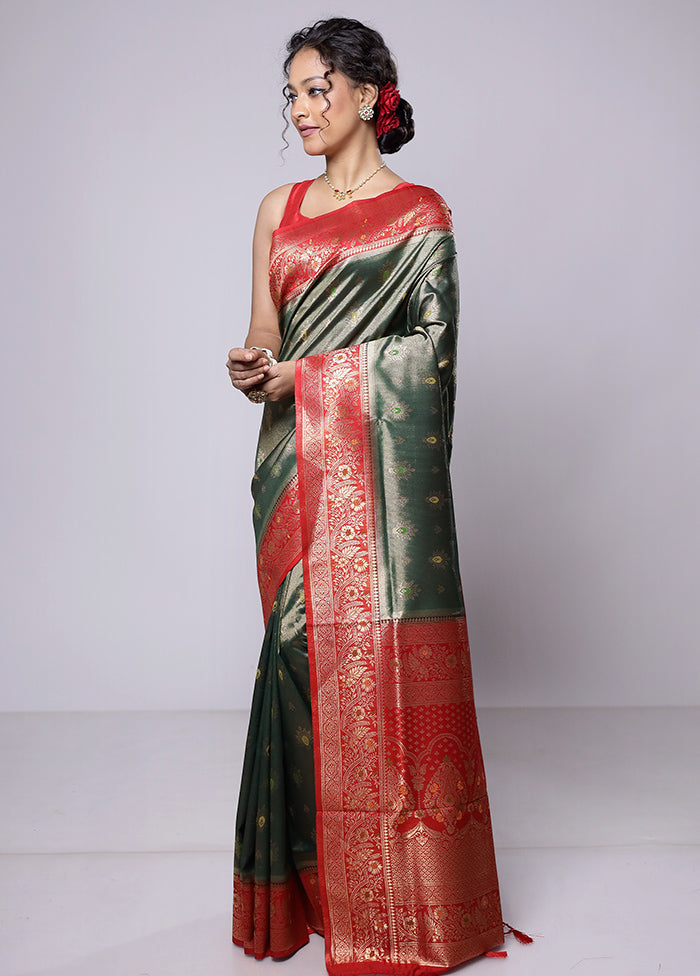 Green Dupion Silk Saree With Blouse Piece