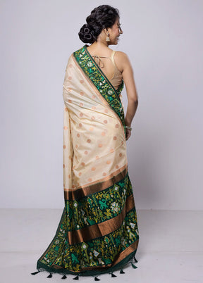 Cream Dupion Silk Saree With Blouse Piece