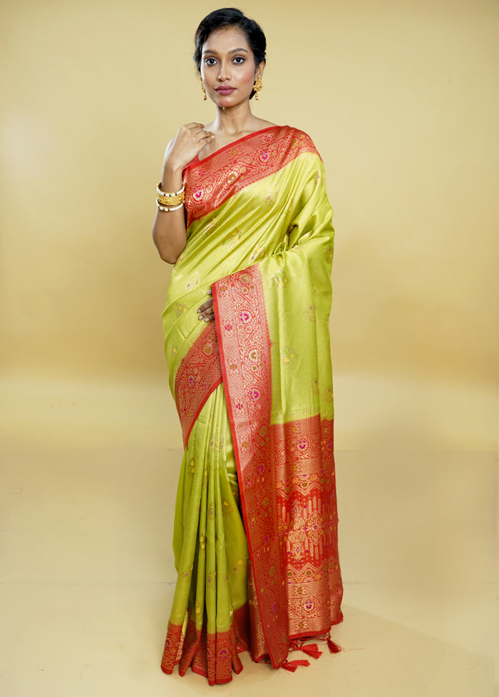 Green Dupion Silk Saree With Blouse Piece