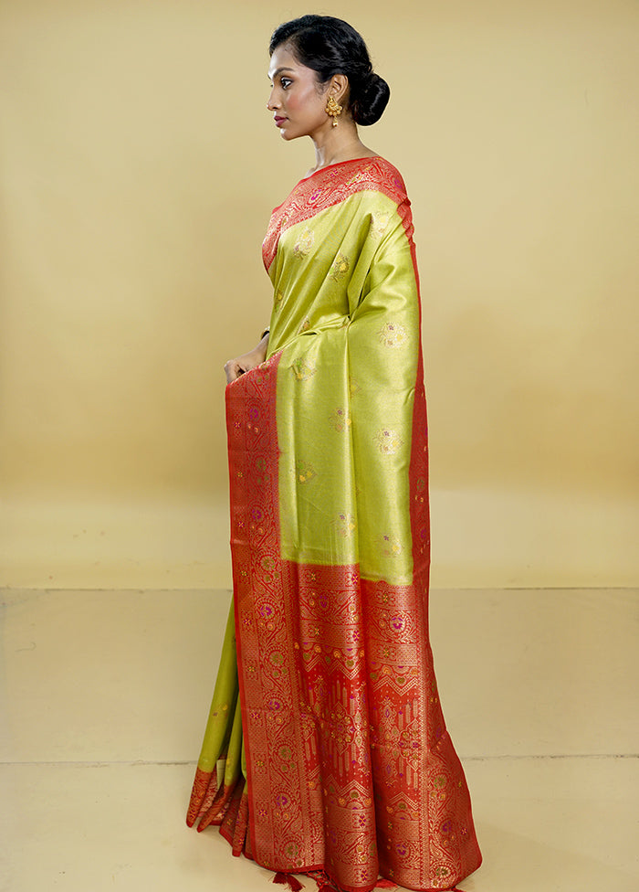 Green Dupion Silk Saree With Blouse Piece