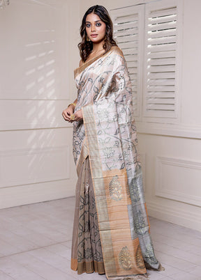 Cream Tussar Silk Saree With Blouse Piece