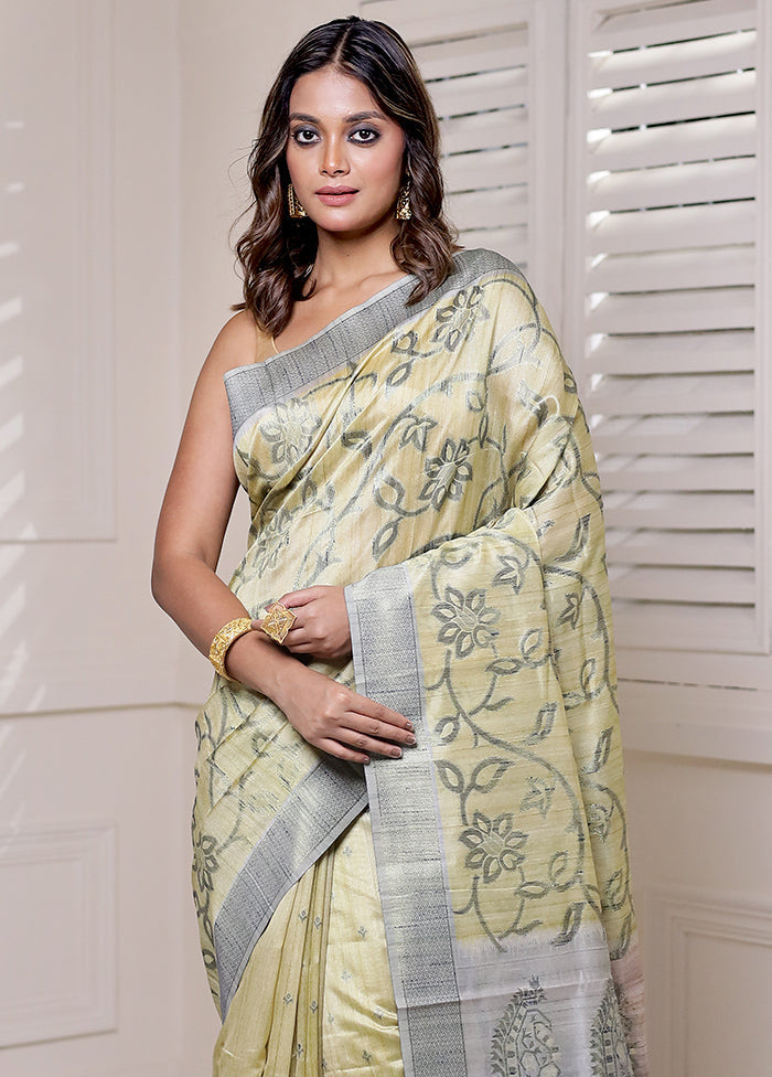 Yellow Tussar Silk Saree With Blouse Piece