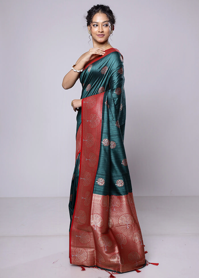 Green Dupion Silk Saree With Blouse Piece