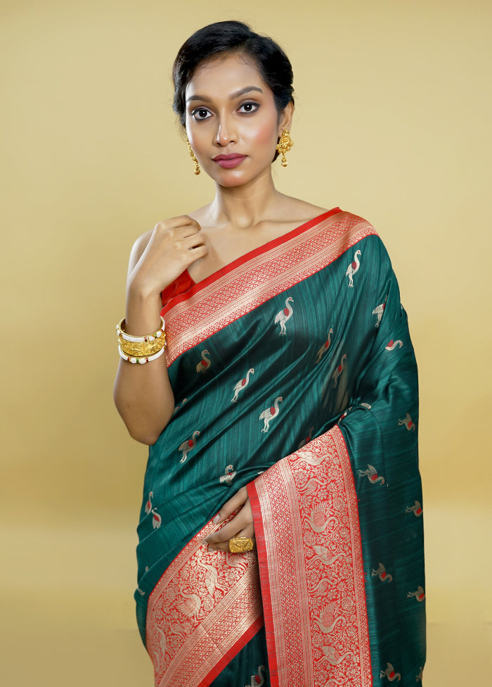 Green Dupion Silk Saree With Blouse Piece