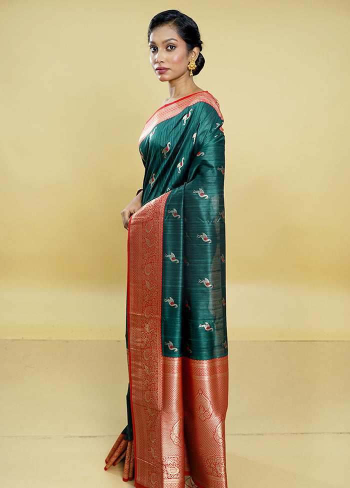 Green Dupion Silk Saree With Blouse Piece