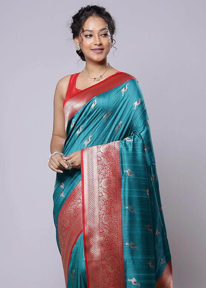 Green Dupion Silk Saree With Blouse Piece